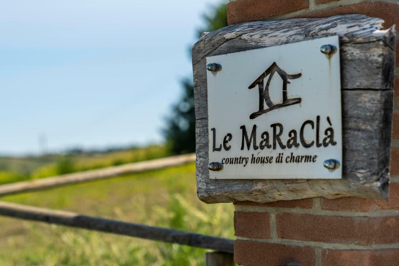 Le Maracla Country House Iesi Bagian luar foto